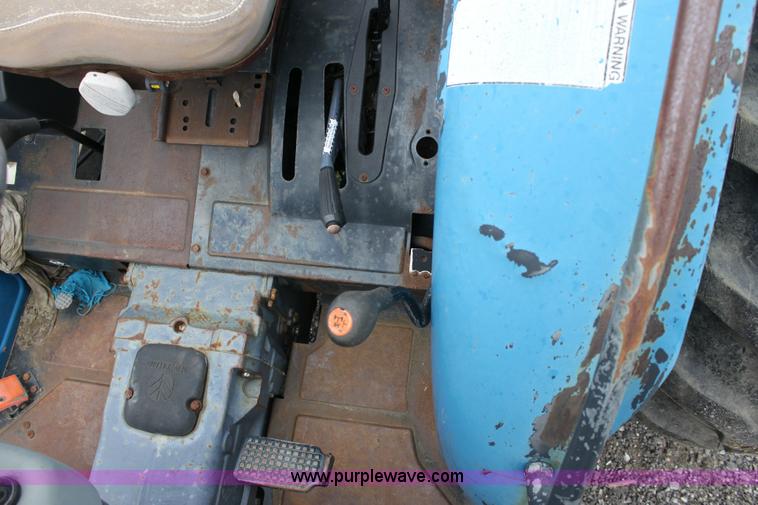 image for item 6280 2000 New Holland TN55 tractor