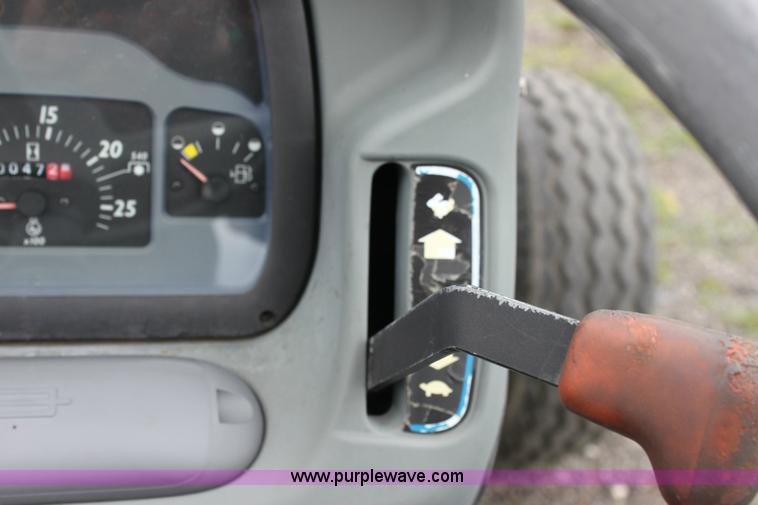 image for item 6280 2000 New Holland TN55 tractor