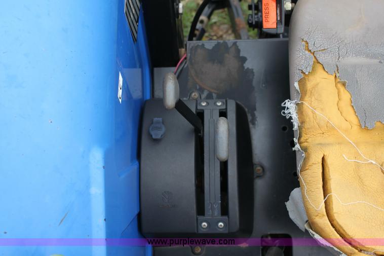 image for item 6281 2003 New Holland TN55 tractor