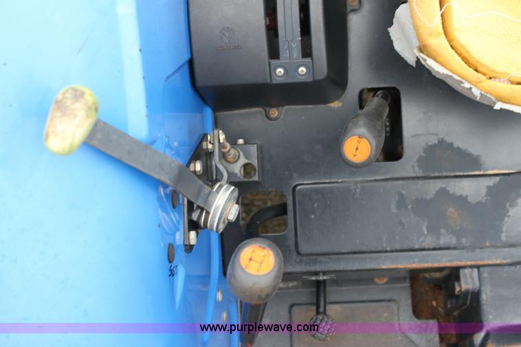 image for item 6281 2003 New Holland TN55 tractor