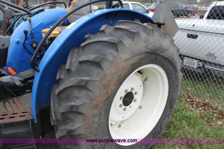 image for item 6281 2003 New Holland TN55 tractor