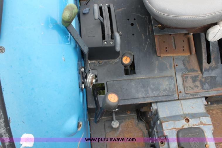 image for item 6283 2000 New Holland TN55 tractor