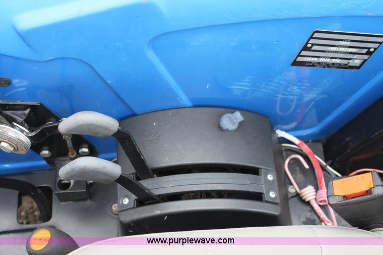 image for item 6284 2003 New Holland TN55 tractor