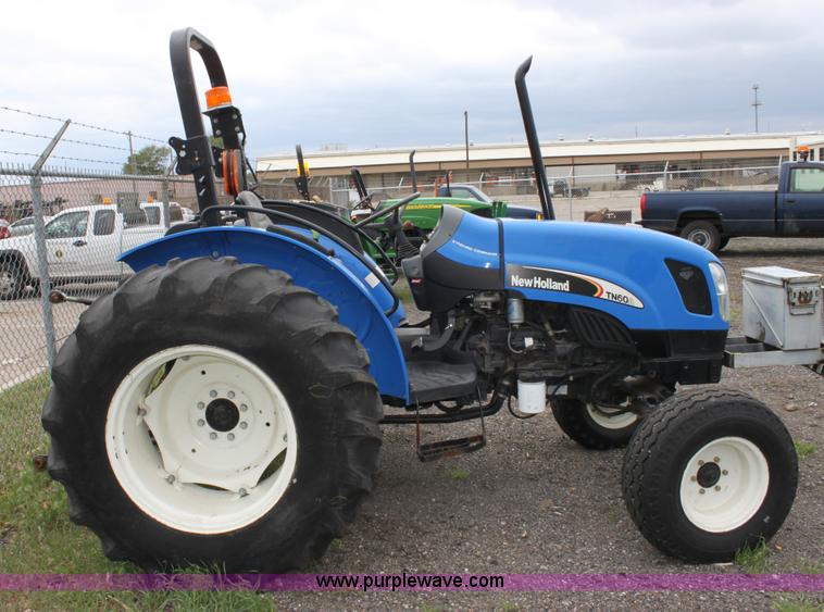 image for item 6285 2007 New Holland TN60A tractor
