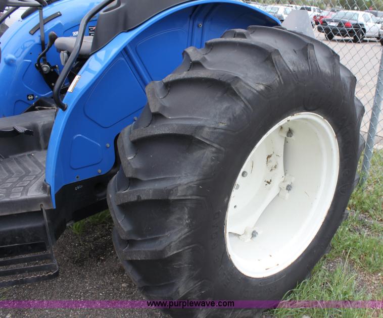 image for item 6285 2007 New Holland TN60A tractor