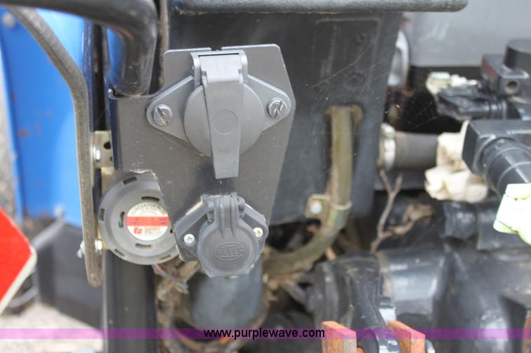image for item 6285 2007 New Holland TN60A tractor