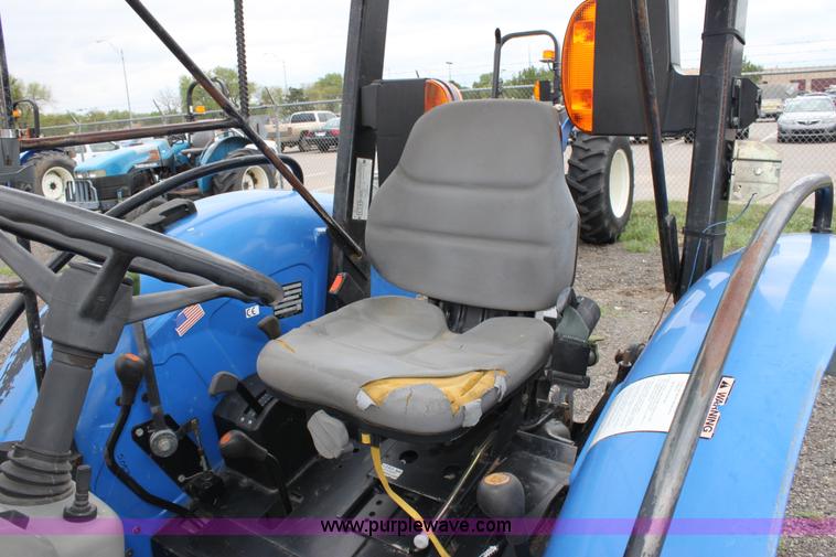 image for item 6286 2003 New Holland TN55 tractor