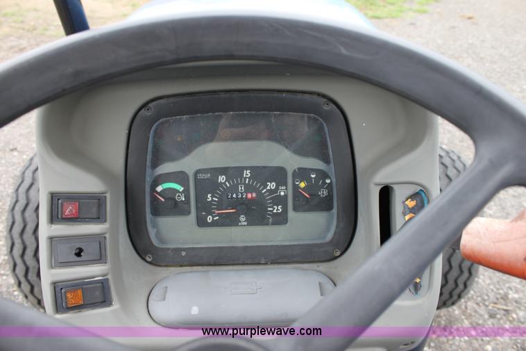 image for item 6286 2003 New Holland TN55 tractor
