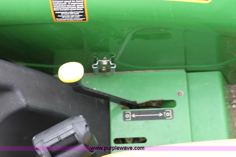 image for item 6287 2005 John Deere 5225 tractor
