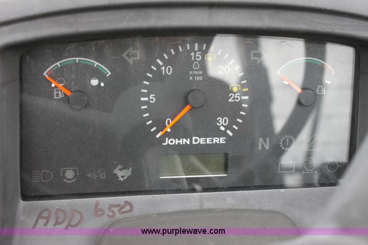 image for item 6287 2005 John Deere 5225 tractor
