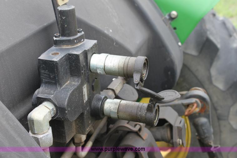 image for item 6287 2005 John Deere 5225 tractor