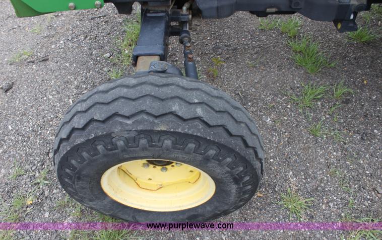 image for item 6287 2005 John Deere 5225 tractor