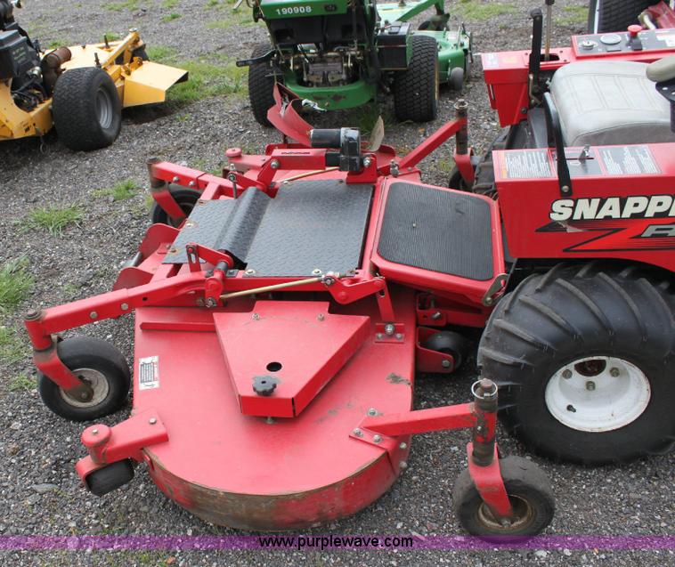image for item 6323 Snapper Z rider turf cruiser 72" riding lawn mower