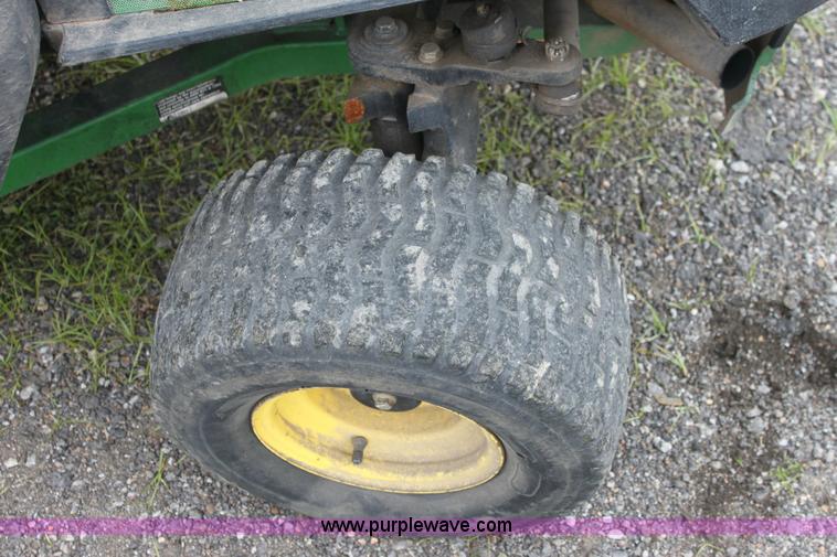 image for item 6367 2005 John Deere F1435 commercial riding lawn mower