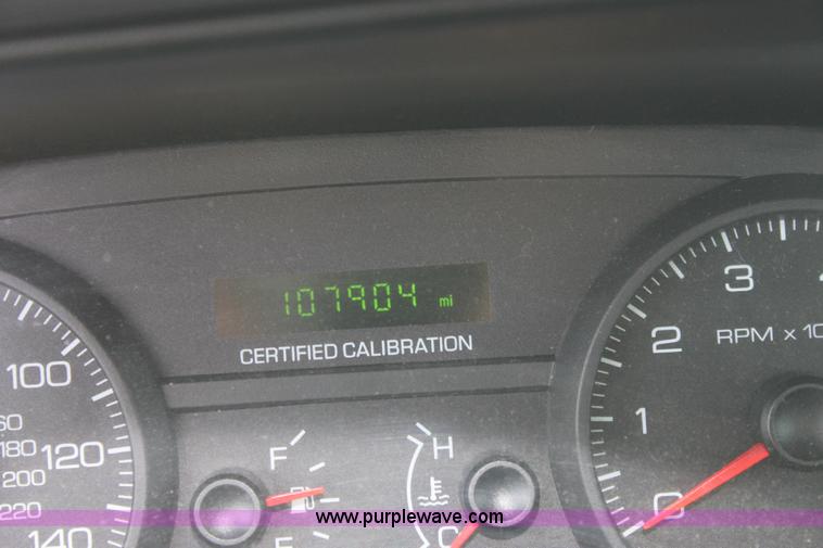 image for item 6376 2008 Ford Crown Victoria Police Interceptor