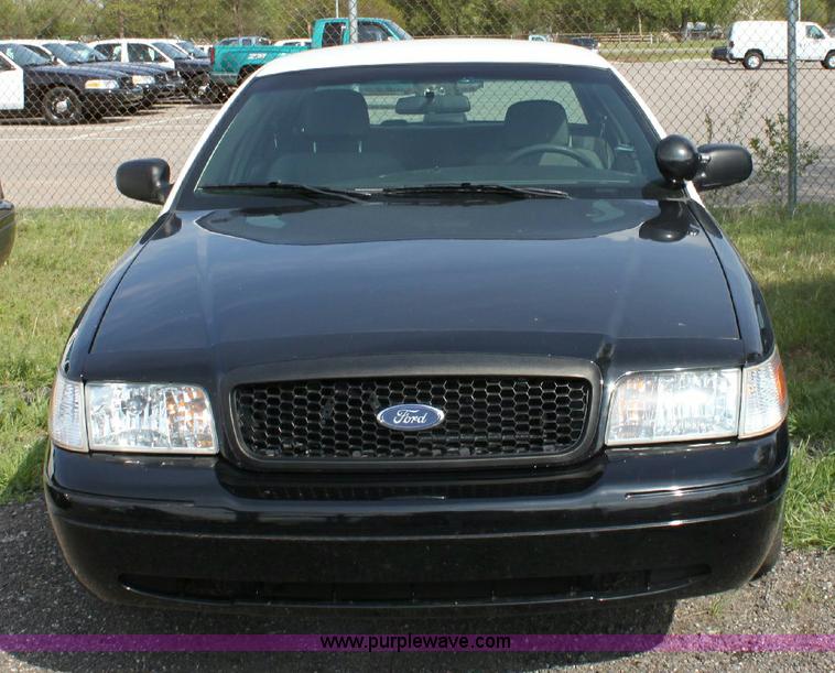 image for item 6377 2008 Ford Crown Victoria Police Interceptor
