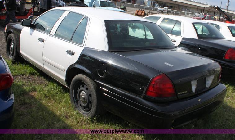 image for item 6377 2008 Ford Crown Victoria Police Interceptor