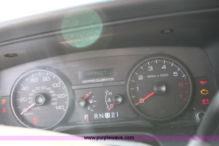 image for item 6377 2008 Ford Crown Victoria Police Interceptor