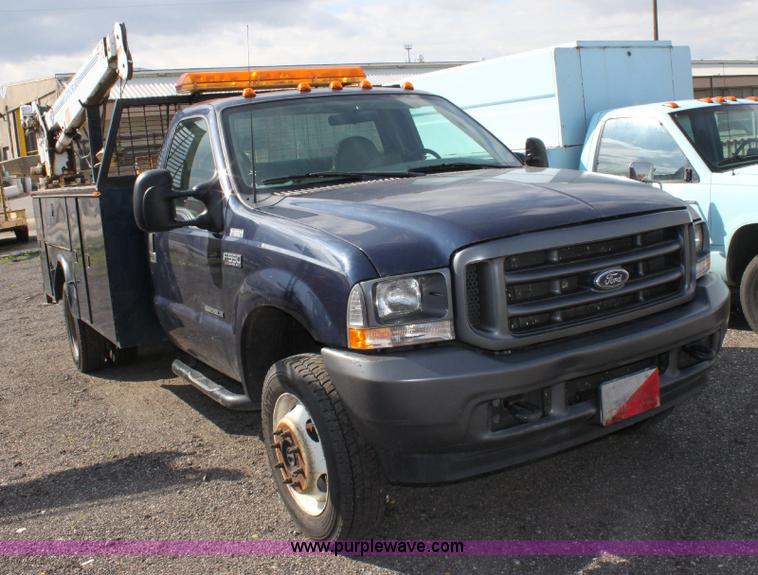 image for item 6380 2002 Ford F550 XL Super Duty service pickup truck