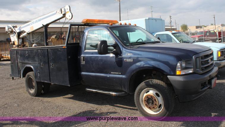 image for item 6380 2002 Ford F550 XL Super Duty service pickup truck