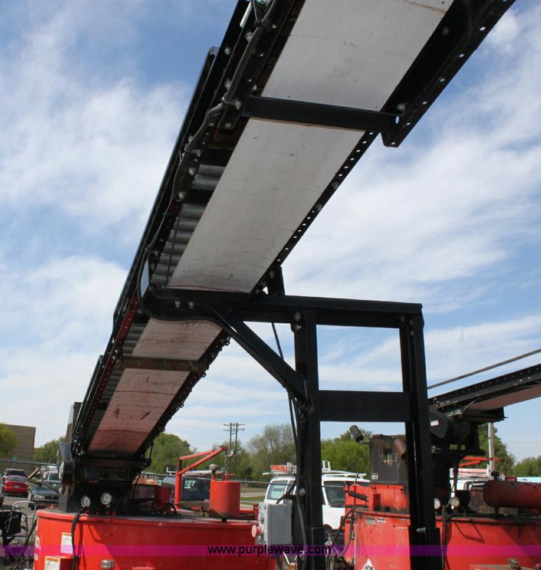 image for item 6382 2005 Crafco E-Z Pour 400D melter applicator