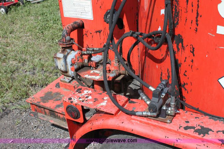 image for item 6382 2005 Crafco E-Z Pour 400D melter applicator