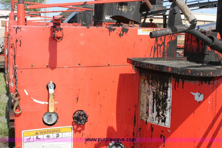 image for item 6382 2005 Crafco E-Z Pour 400D melter applicator