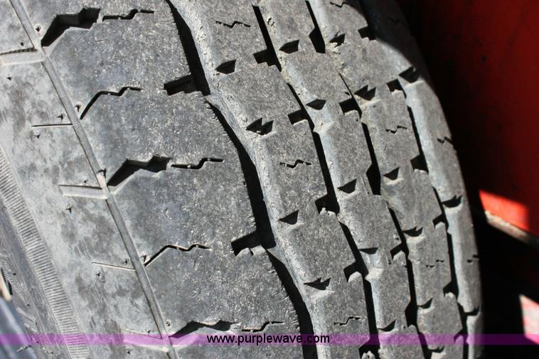 image for item 6382 2005 Crafco E-Z Pour 400D melter applicator