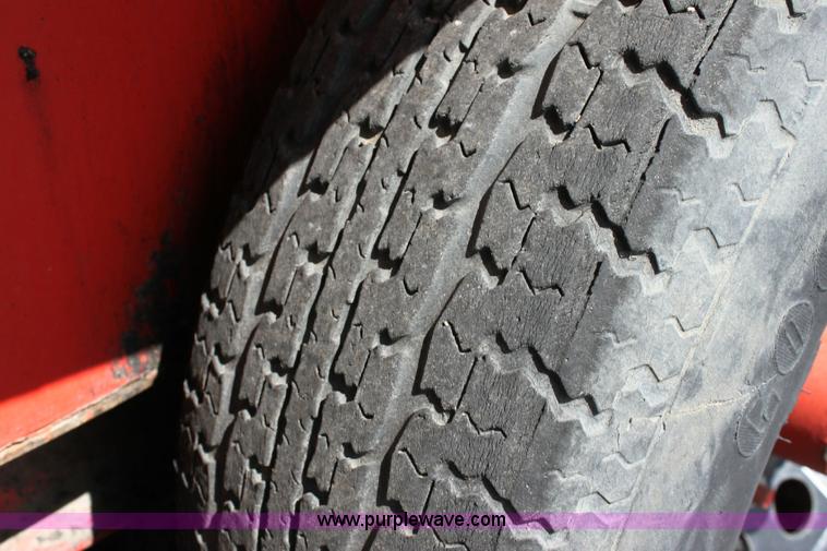 image for item 6382 2005 Crafco E-Z Pour 400D melter applicator