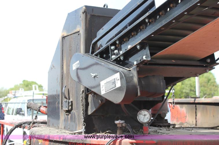 image for item 6385 2006 Crafco E-Z Pour 400D melter applicator