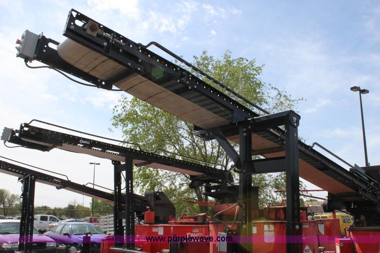 image for item 6385 2006 Crafco E-Z Pour 400D melter applicator