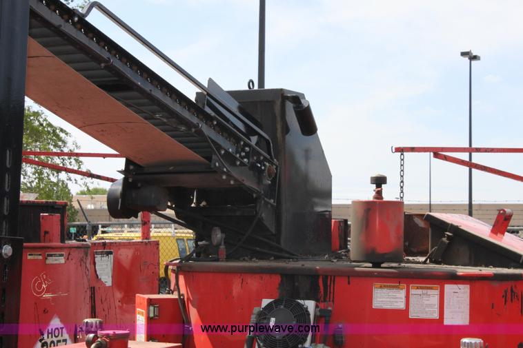 image for item 6385 2006 Crafco E-Z Pour 400D melter applicator