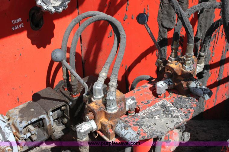 image for item 6385 2006 Crafco E-Z Pour 400D melter applicator