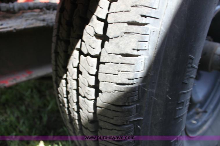 image for item 6385 2006 Crafco E-Z Pour 400D melter applicator