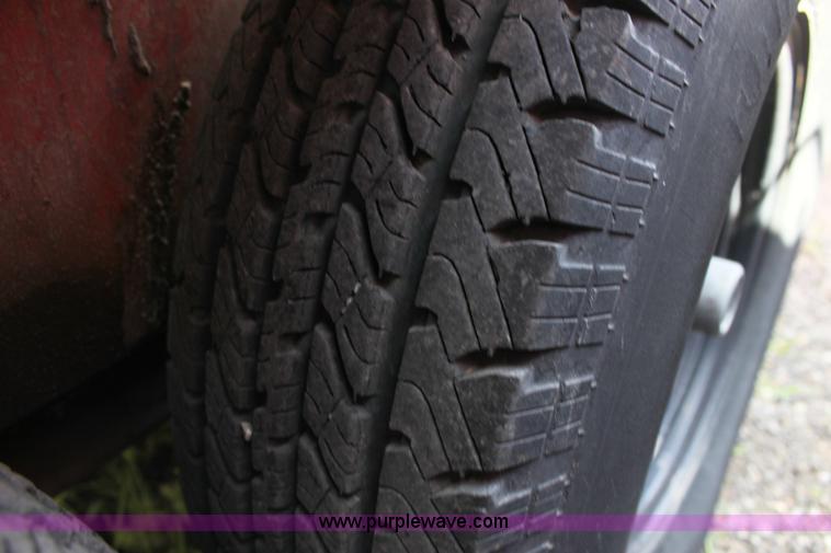 image for item 6385 2006 Crafco E-Z Pour 400D melter applicator