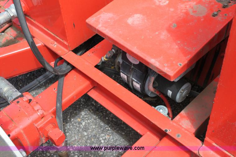 image for item 6388 2005 Crafco E-Z Pour 400D melter applicator