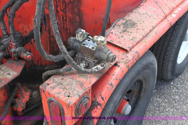 image for item 6388 2005 Crafco E-Z Pour 400D melter applicator