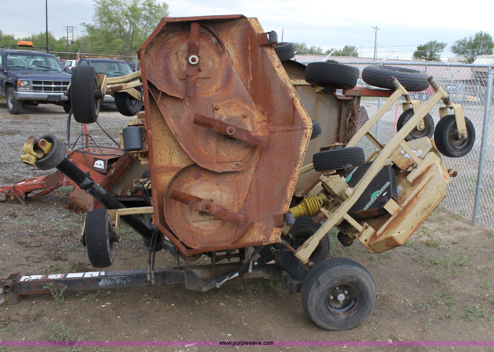 2000 Land Pride AMF4011 bat wing finish mower in Wichita, KS Item