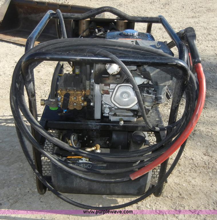 image for item 2037 Mi-T-M hot water pressure washer