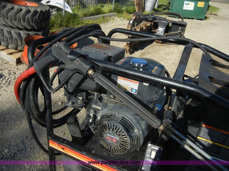 image for item 2037 Mi-T-M hot water pressure washer