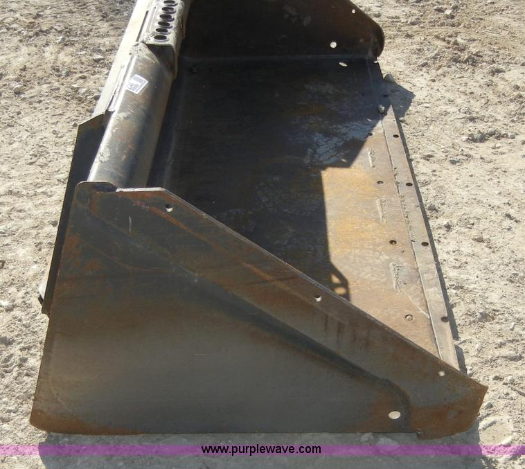 image for item 2040 Bobcat Lo Pro bucket