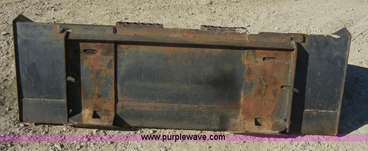 image for item 2040 Bobcat Lo Pro bucket