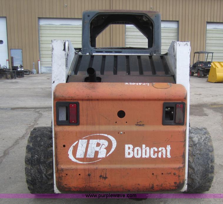 image for item 2992 2000 Bobcat 863 skid steer