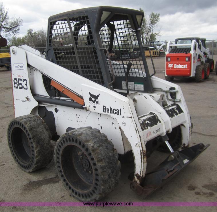 image for item 2992 2000 Bobcat 863 skid steer