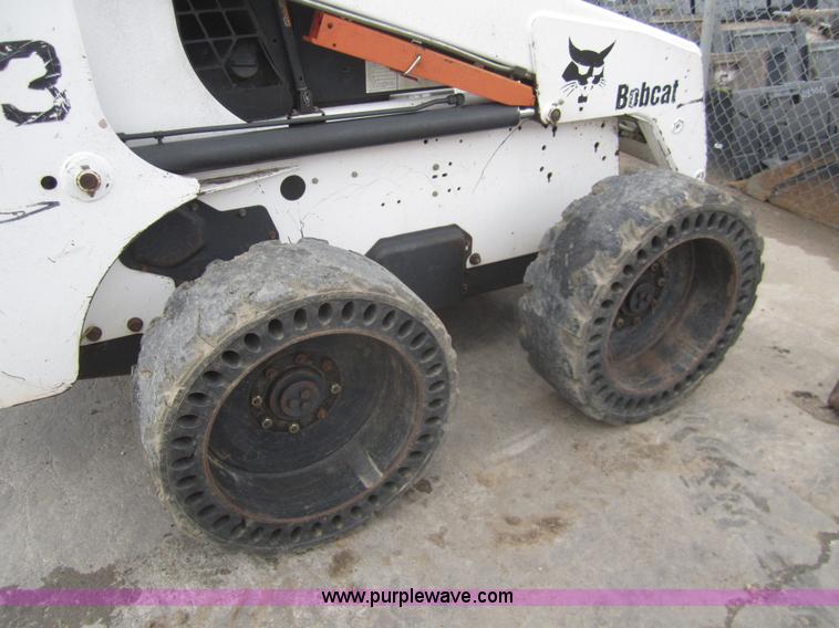 image for item 2992 2000 Bobcat 863 skid steer