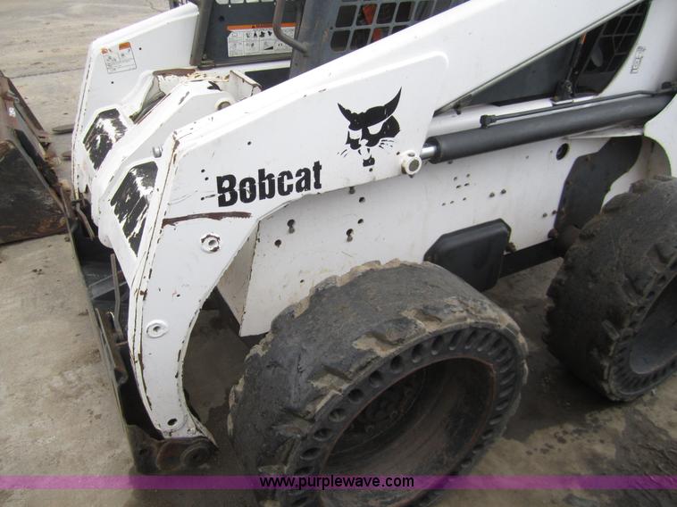 image for item 2992 2000 Bobcat 863 skid steer