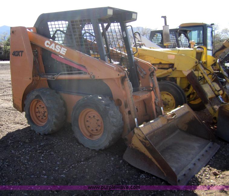 image for item 2995 Case 40XT skid steer