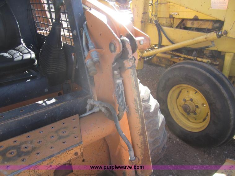 image for item 2995 Case 40XT skid steer