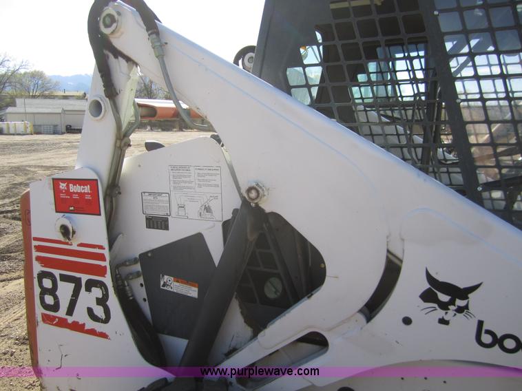 image for item 2997 Bobcat 873 skid steer