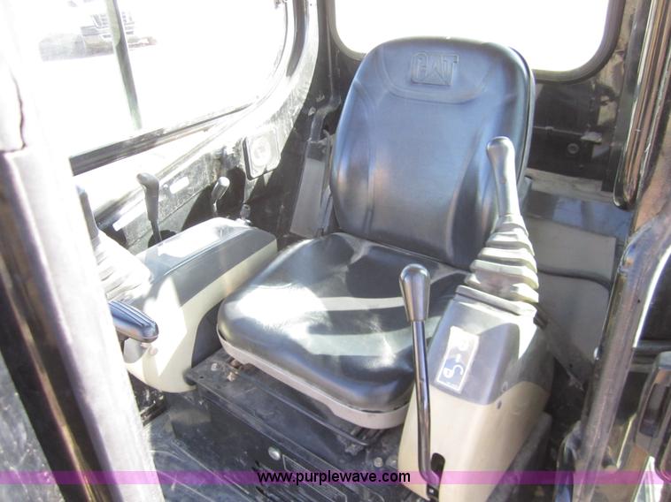 image for item 2998 Caterpillar 304CR compact excavator